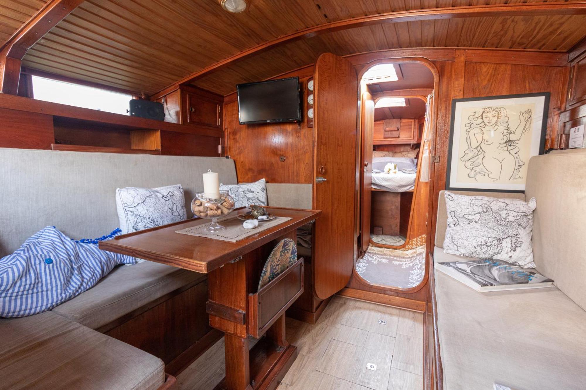 Quo Vadis Yacht Hotel Bari Luaran gambar