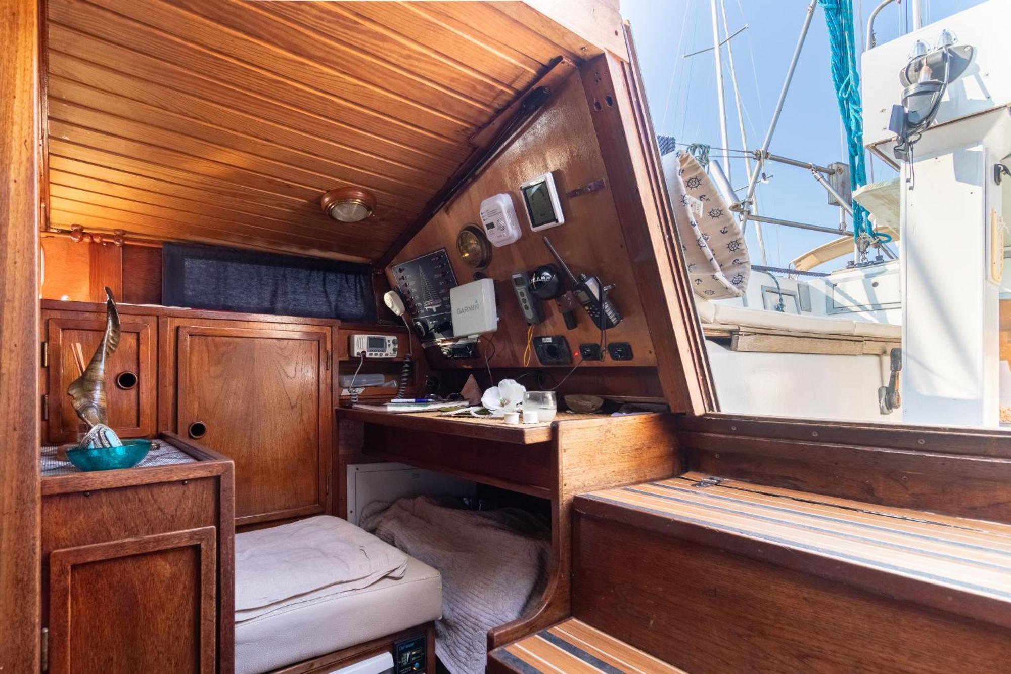 Quo Vadis Yacht Hotel Bari Luaran gambar